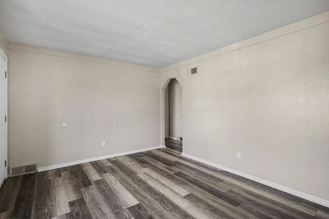 Foto del edificio - 7030 Emma Ave