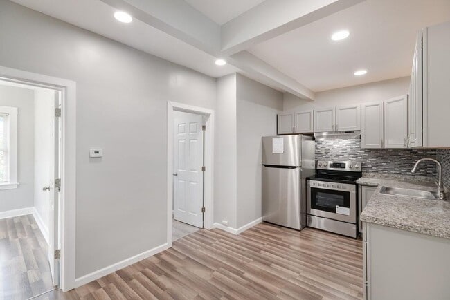 Building Photo - 42 Haab Ave
