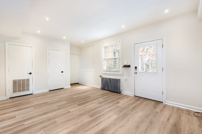 Foto del edificio - 903 S Frederick St