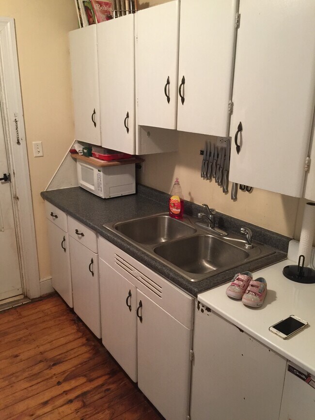 Foto del edificio - 3101 Peebles Dr