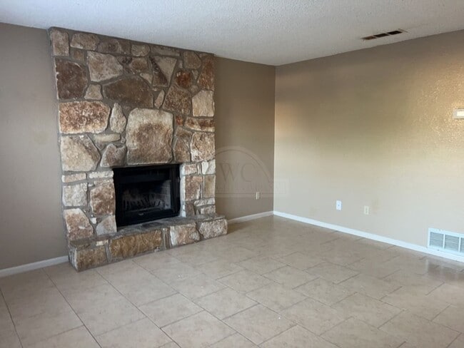 Foto del edificio - 4209 Water St