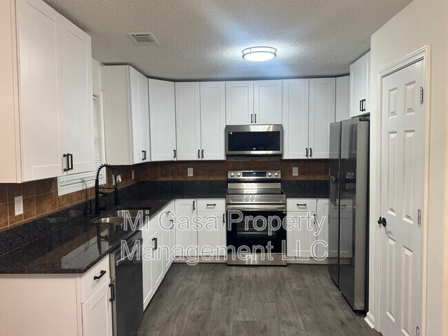 Photo - 1215 Palmer Dr House