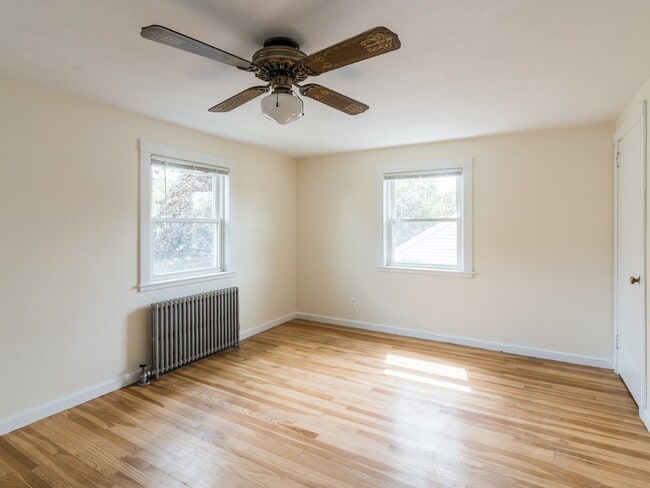 Foto del edificio - 21 York Ave