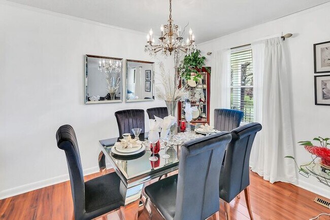 Foto del edificio - Beautiful home on 8.5+ acres in Nashville!