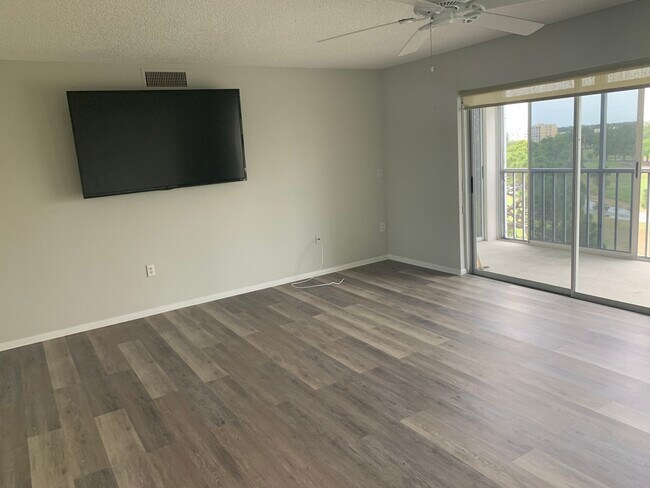 Foto del edificio - 3640 Ironwood Cir