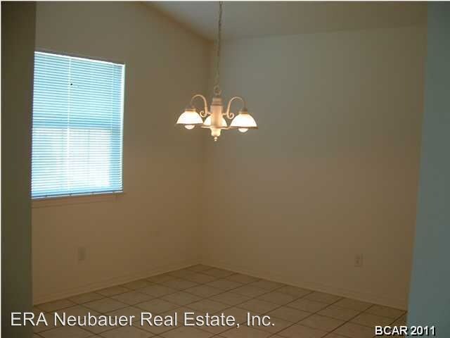 Foto del edificio - 243 Oxford Ave