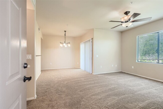 Building Photo - 2bed/2bath Foothills Rio del Sol Condo Rental