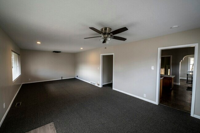 Building Photo - 178 West Center Street, Unit #1 - Upstairs