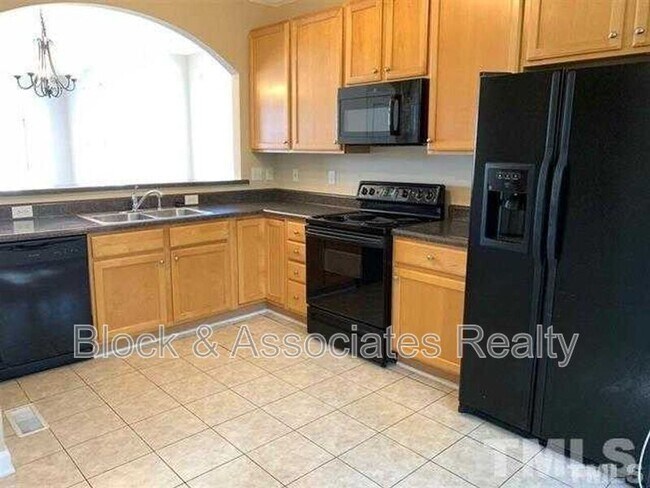 Foto del edificio - 601 Copperline Dr