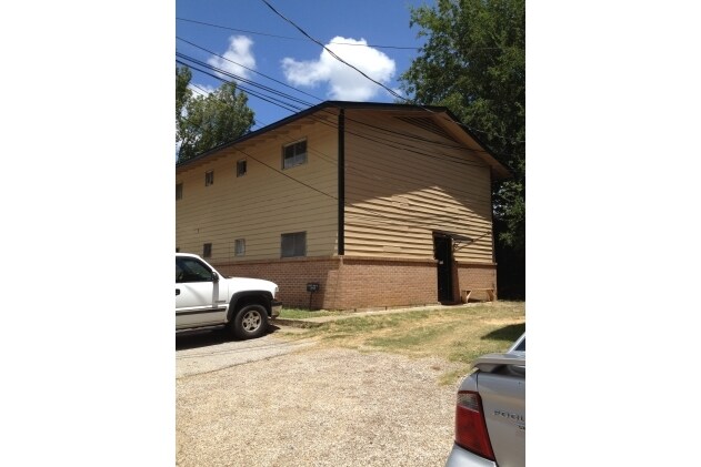 Foto del edificio - 1100 S Green St