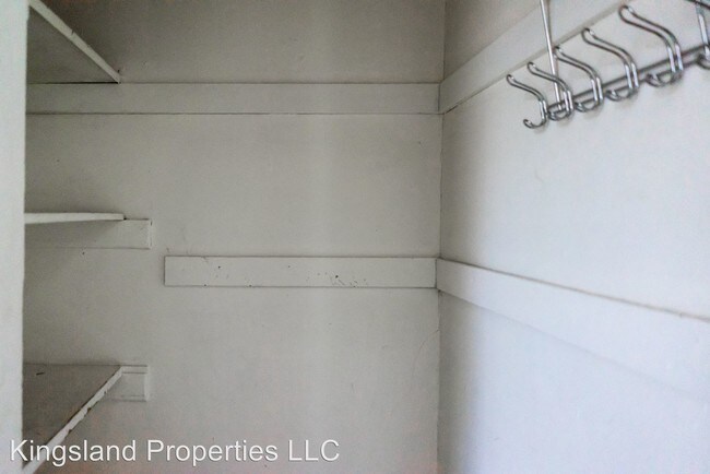 Building Photo - 4101 Dewey Ave