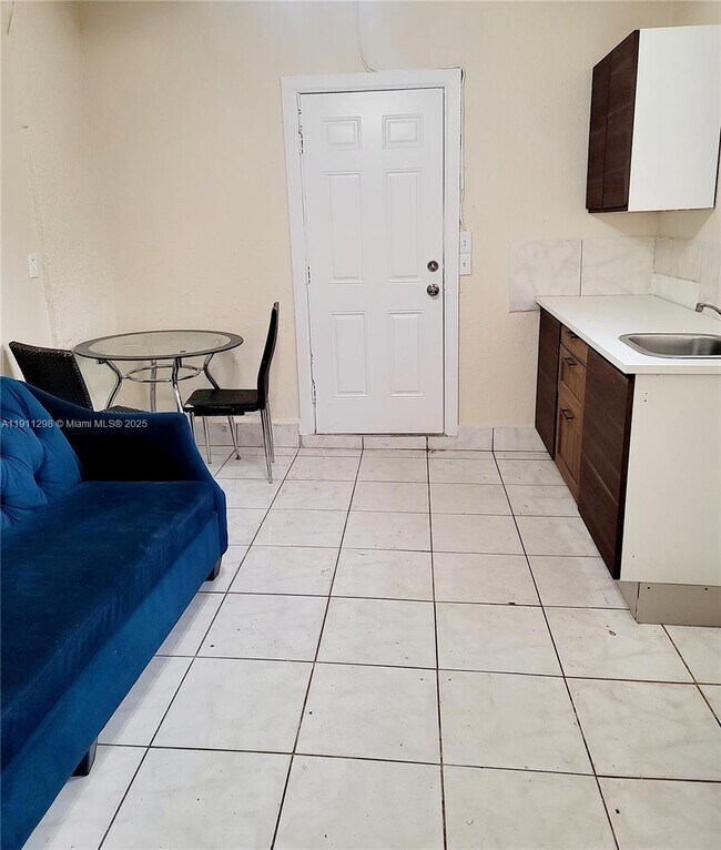 Foto del edificio - 3680 NW 20th Ct