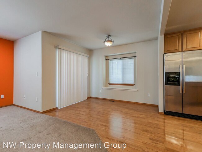 Foto del edificio - 3 br, 2.5 bath House - 4108 84th Place NE