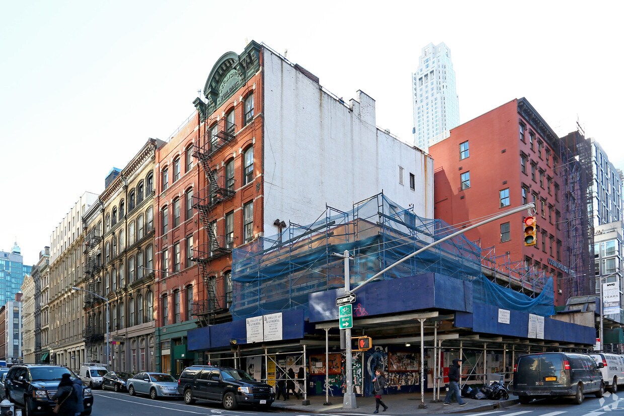 Foto principal - 111 Reade St