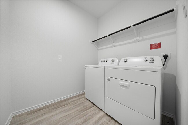 Foto del edificio - 31123 Brightwell Bnd
