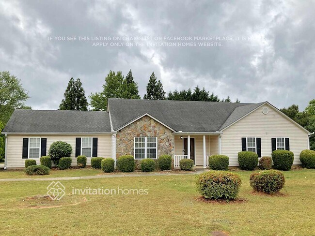 Building Photo - 2975 Hampton Valley Dr SE