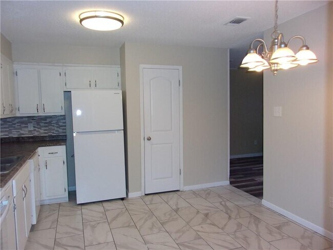 Foto del edificio - 4368 Fathbrook Ln