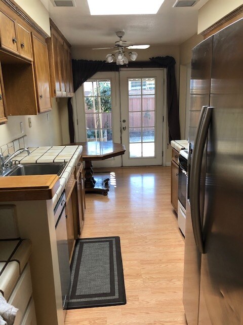 Foto del edificio - 4163 Camden Ave