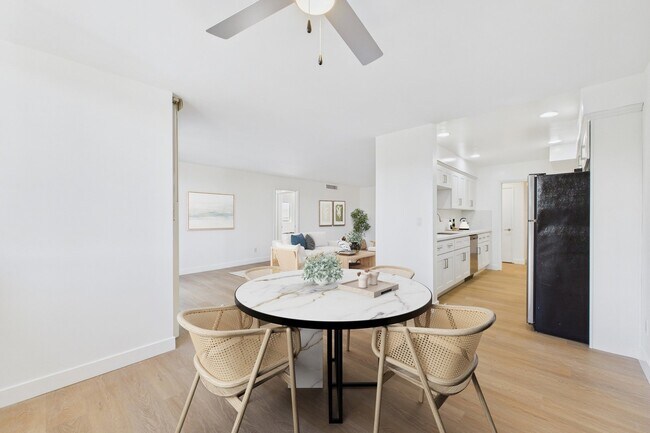 Foto del edificio - Mammoth Park Towers