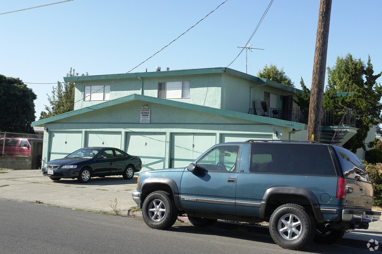 Foto del edificio - 25801 Whitman St