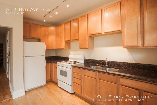 Foto del edificio - 514 SE 8th Ave