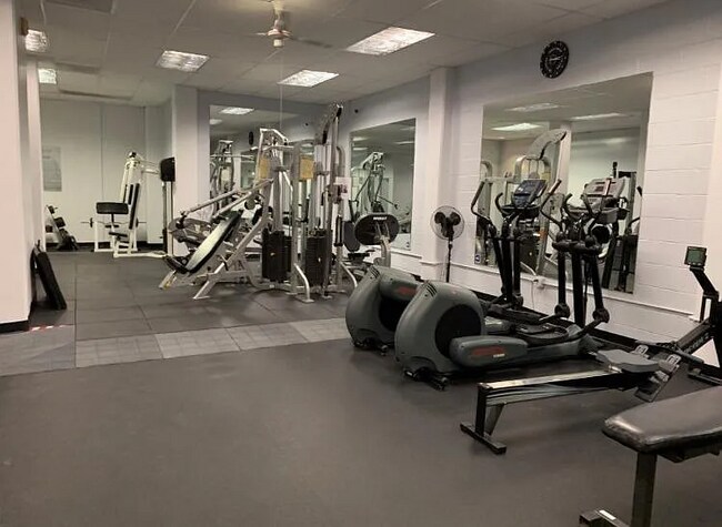 Photo - 5500 Friendship Blvd Apartment