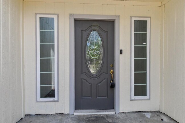 Building Photo - 7326 Bubbling Brooks Ln