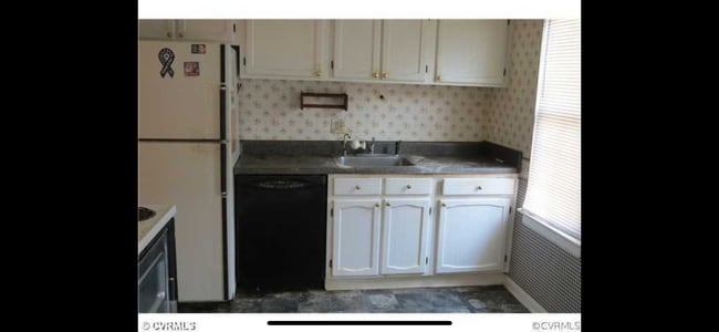Building Photo - 1554 United ct