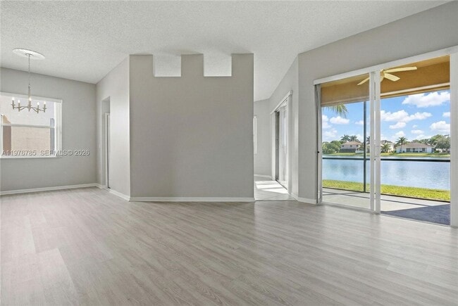 Foto del edificio - 575 SE 29th Dr