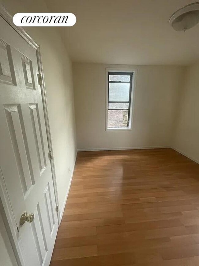 Foto del edificio - 235 Wadsworth Ave