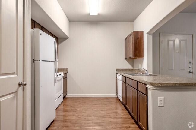 1 dormitorio, 1 baño - 746 pies cuadrados - Cocina - Freedom Hills Ranch