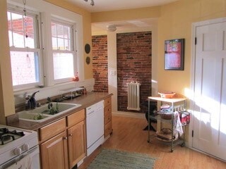 Kitchen - 95 South St