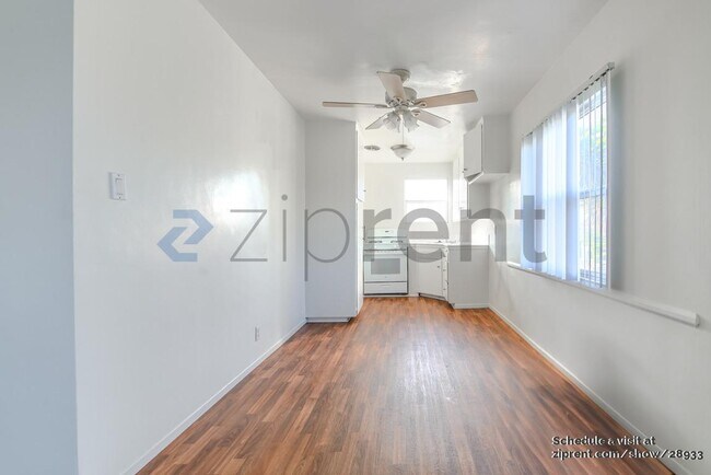 Foto del edificio - Unit 4