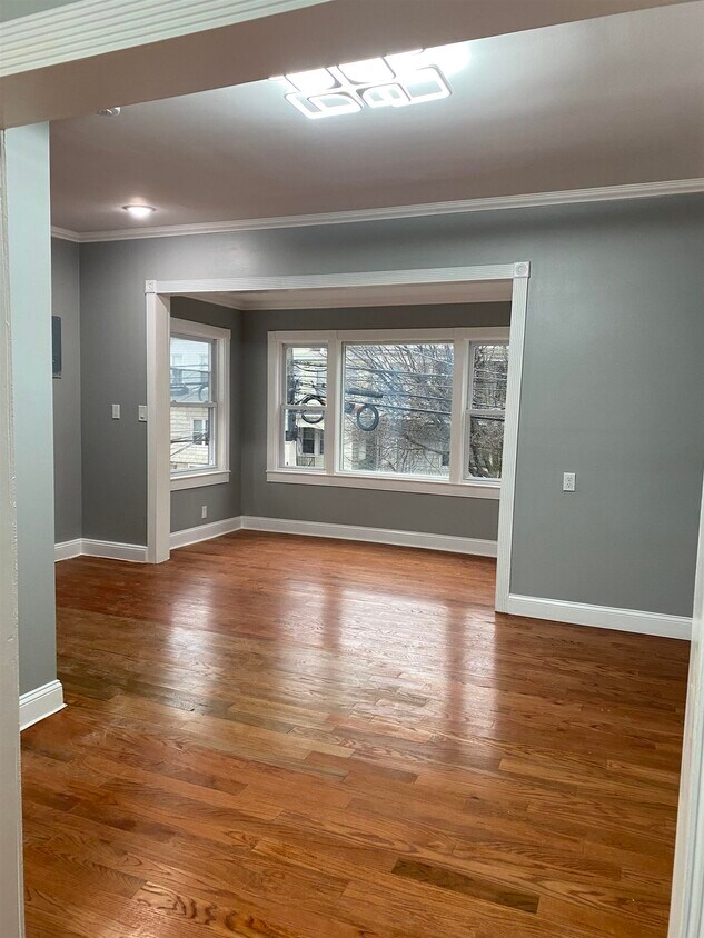 24 W 35th St Unit Apt 3, Bayonne, NJ 07002 Apartment for Rent in