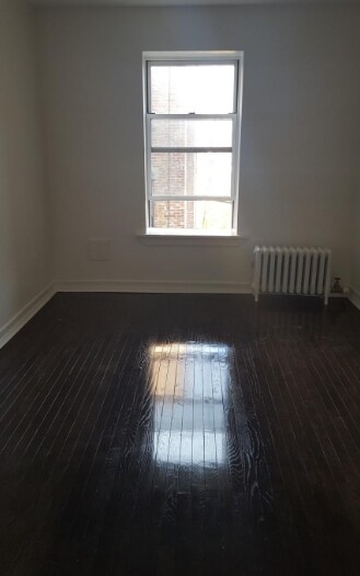 Primary Photo - 337 E 3rd St