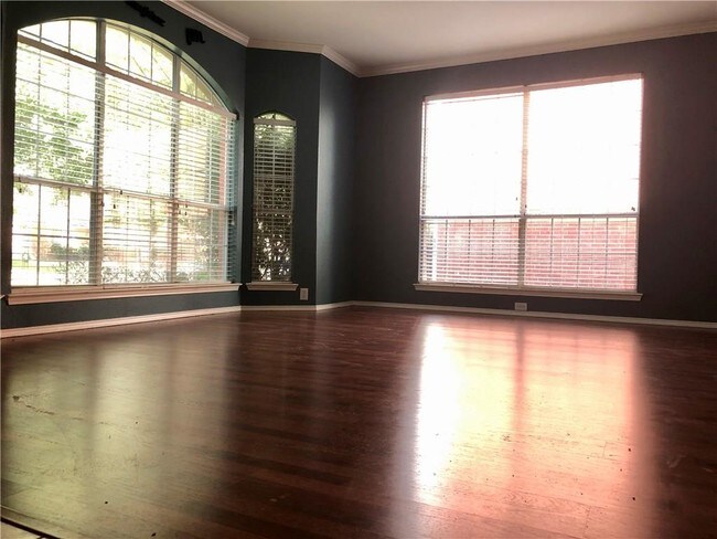 Building Photo - 3340 Grand Mesa Dr