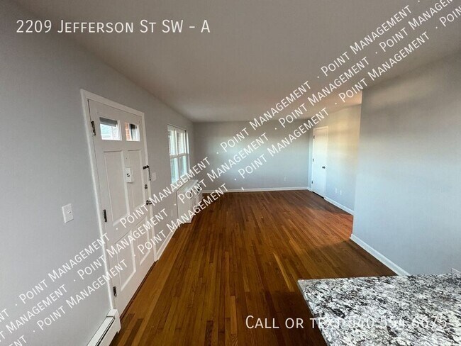 Foto del edificio - 2209 Jefferson St SW