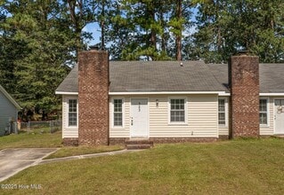 Building Photo - 323 W Frances St