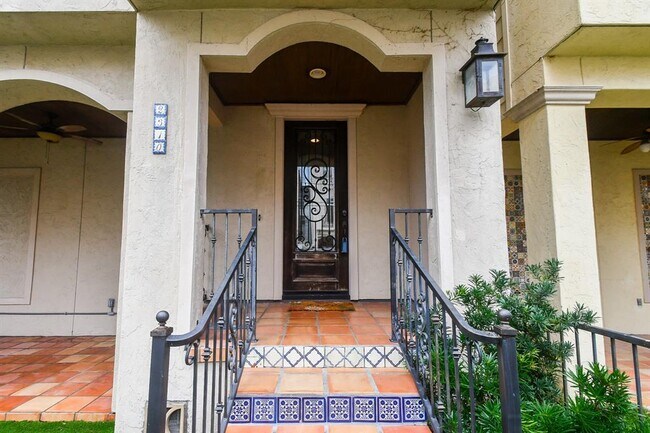 Foto del edificio - 2310 Couch St