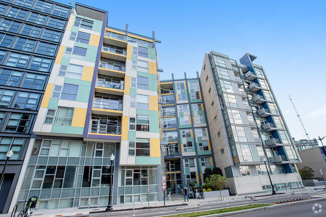 Building Photo - 929 Florida Ave NW