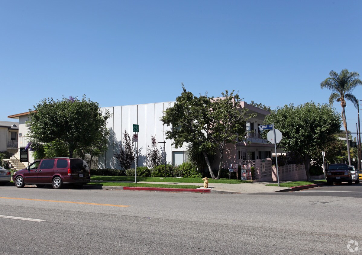 Primary Photo - 1303 Federal Ave