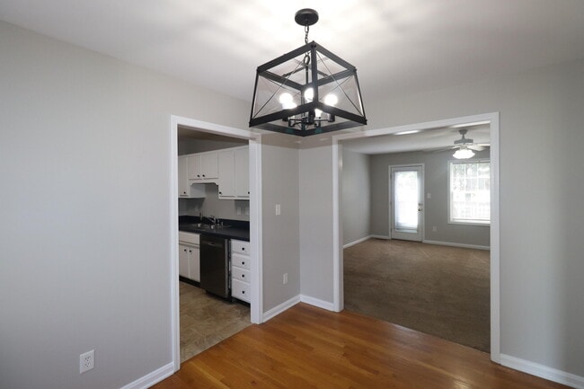 Building Photo - 99 Shetland Dr