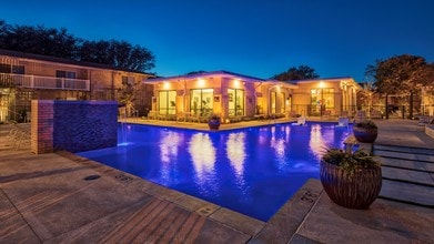 Find your Oasis! - Oasis Apartment Homes Find your Oasis! - Oasis Apartment Homes