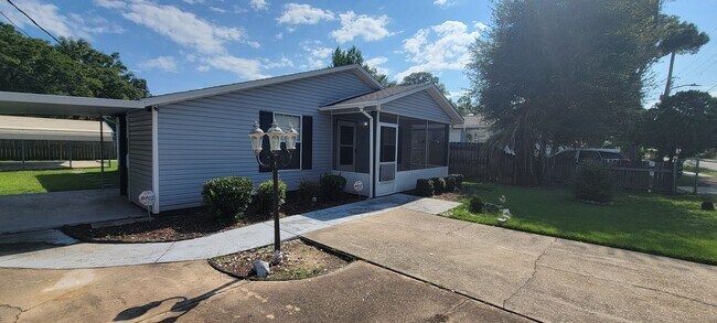 Foto del edificio - 2301 W Mallory St