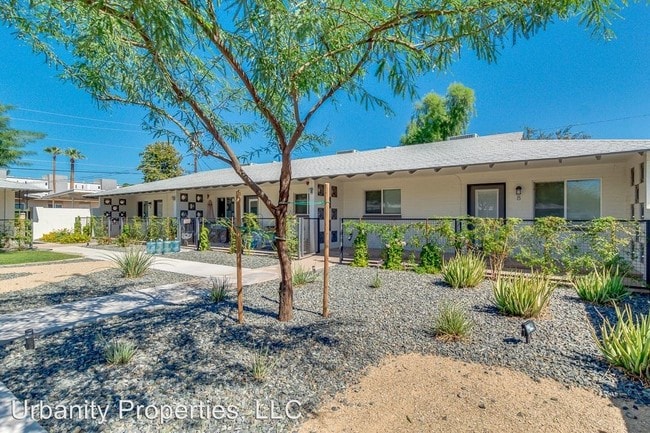 Building Photo - 3526 E Montecito Ave