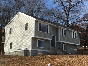 Building Photo - 41 Blueberry Hill Rd