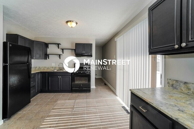 Building Photo - 3 Bedroom Pet-Friendly Home in COLUMBUS, O...