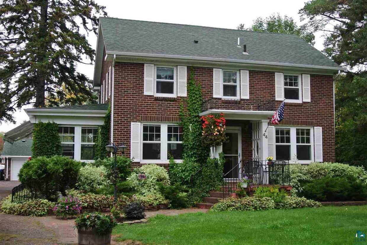 Primary Photo - 44 Billings Dr
