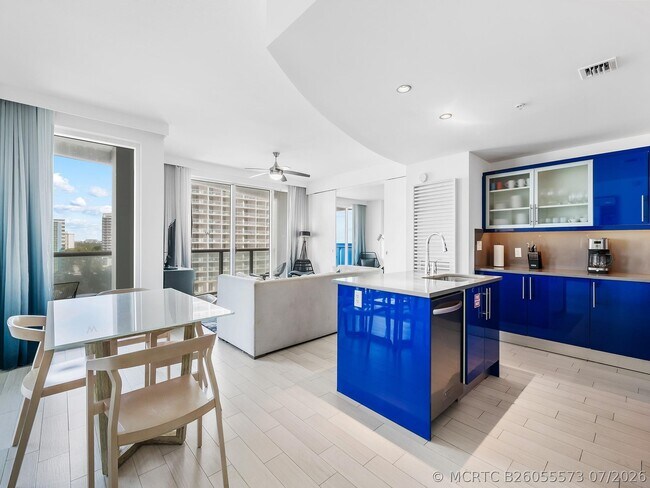 Foto del edificio - 3101 Bayshore Dr