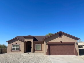 Building Photo - 4567 Hatchet Ct